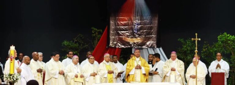 POPE-AUDIENCE-HOLY-DOOR