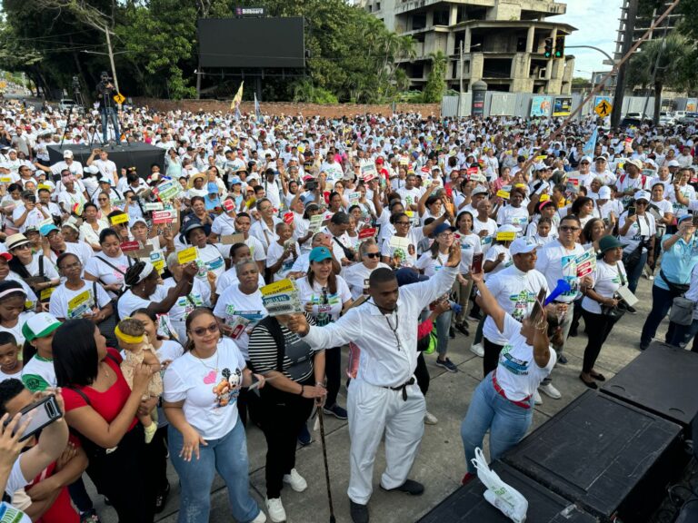 Un paso x mi familia 2024 Arire96FM 1