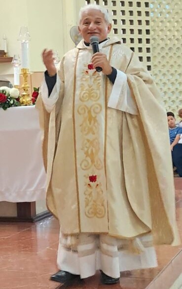 Padre Antonio Mendez Aire96fm